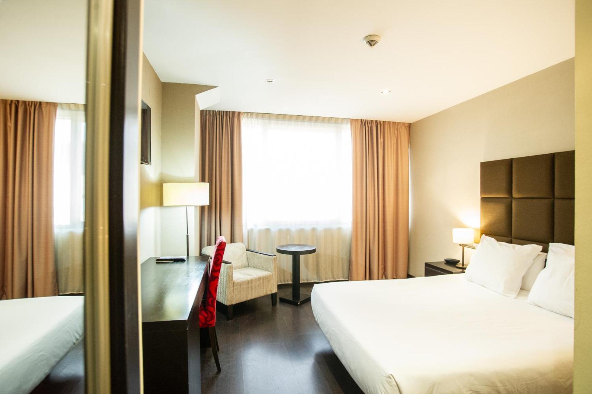 Azz Asturias Langrehotel & Spa Langreo Esterno foto