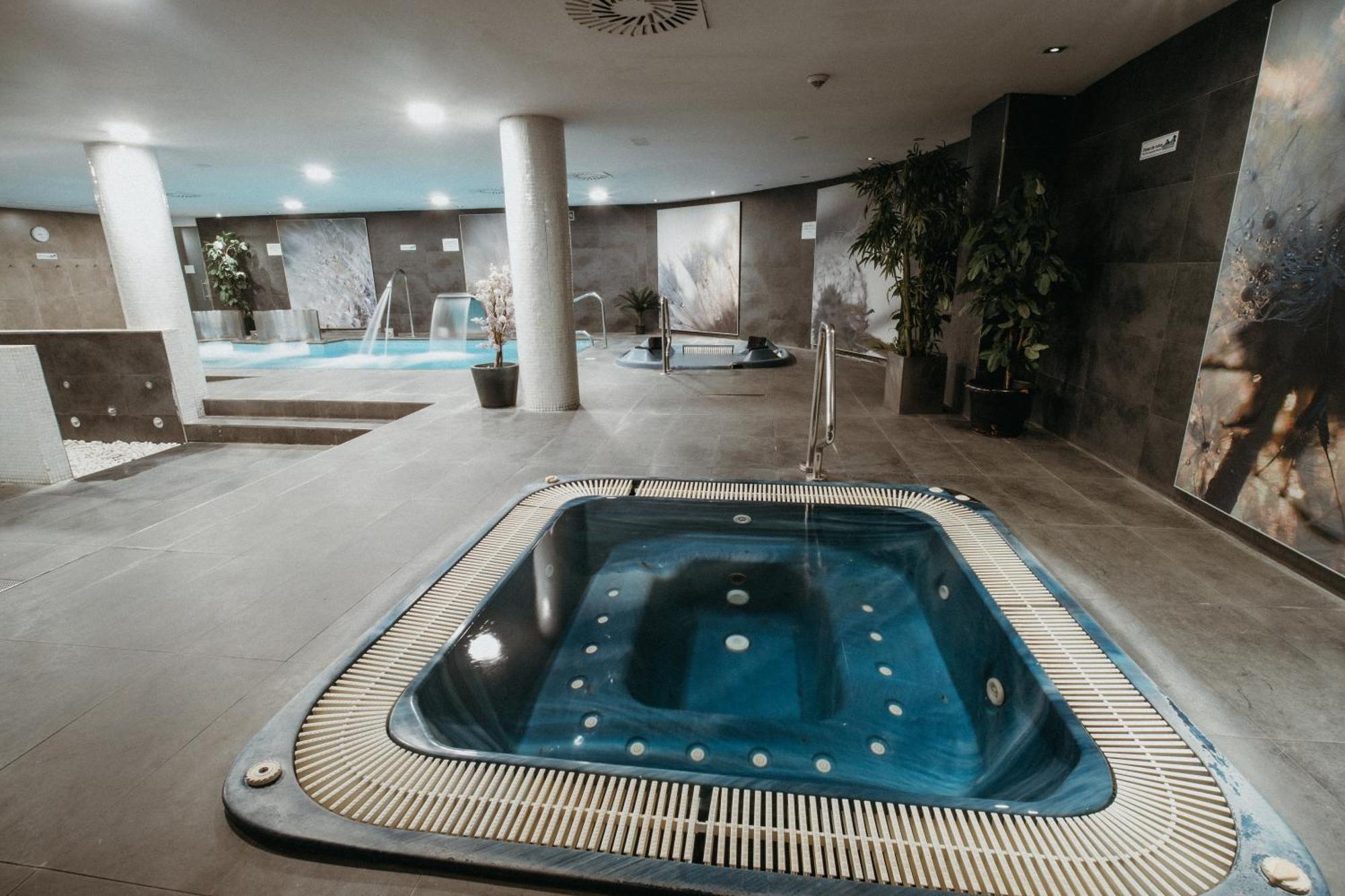 Azz Asturias Langrehotel & Spa Langreo Esterno foto